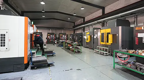 Xưởng sản xuất khuôn mẫu đã xây dựng được nền tảng vững chắc về chất lượng nhờ năng lực mạnh mẽ của mình