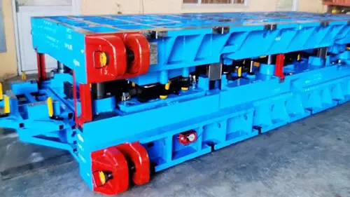 Dòng khuôn mẫu tự động giúp quá trình dập ô tô tiến tới tự động hóa tốc độ cao.